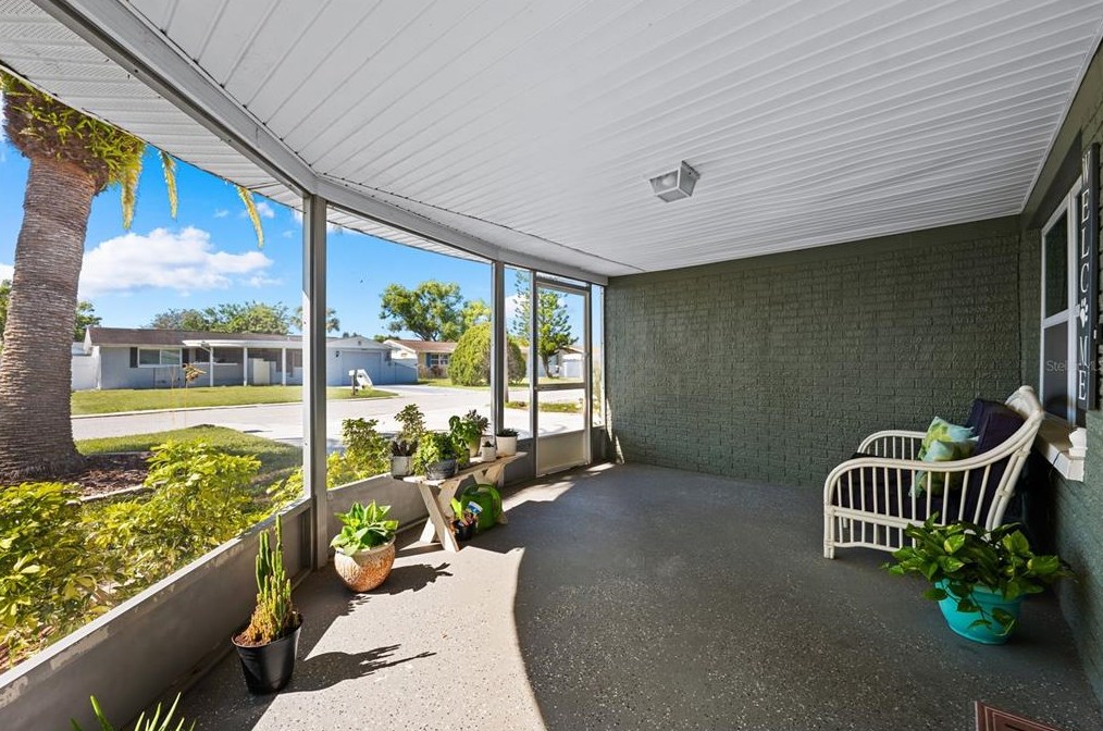 3513 Jackson Dr, Tarpon Springs, FL 34691-3332