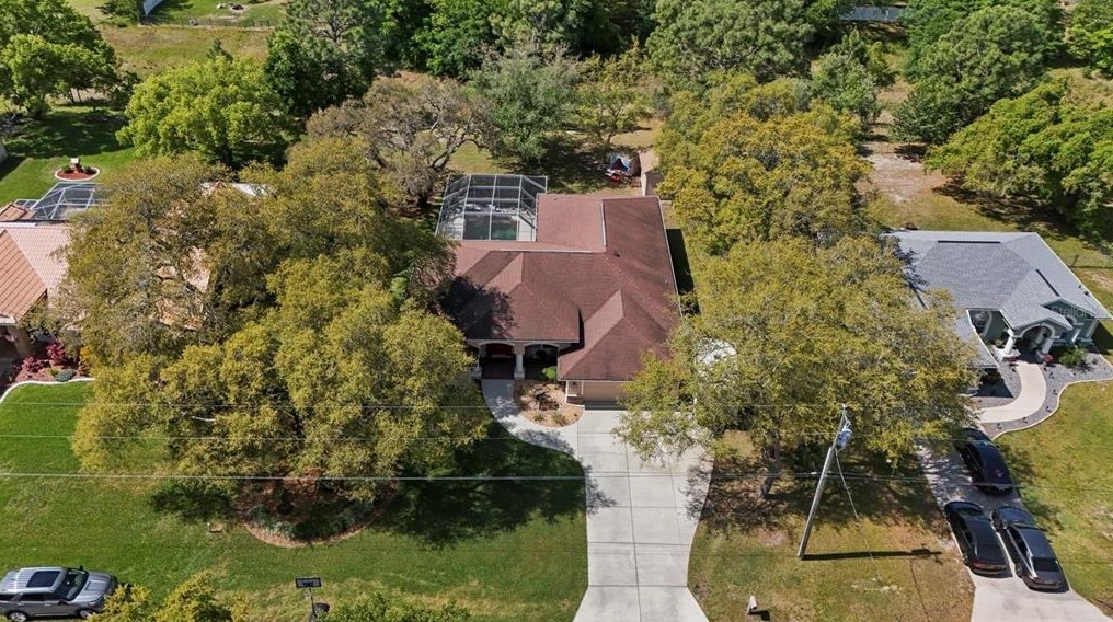 8120 Greenbrier Ct, Brooksville, FL 34606-5221