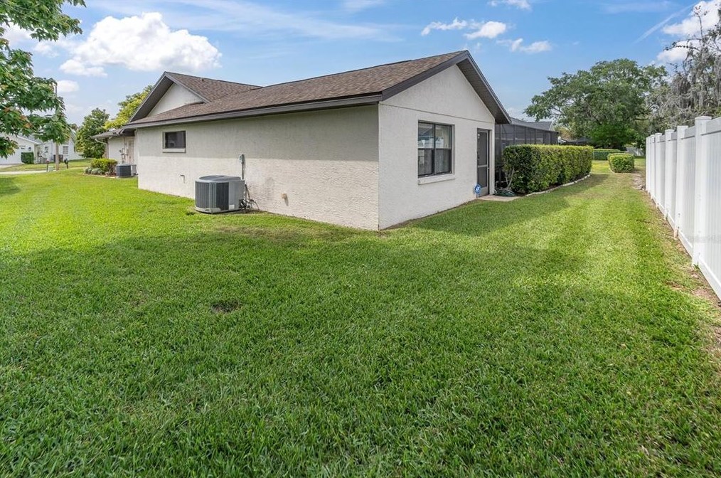 5400 Los Palos Dr, New Port Richey FL 34655-1268 exterior