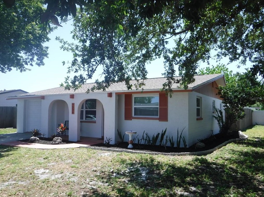 7230 Moravian Dr, Port Richey, FL 34668-3934