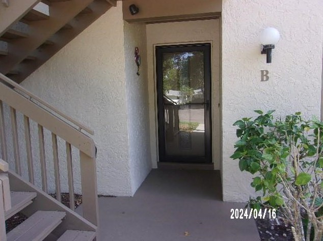 8304 Sand Wedge Cir, Port Richey, FL 34667-2198