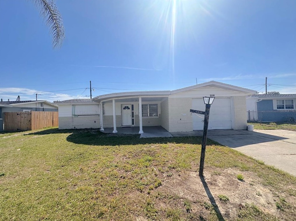 2118 Peggy Dr, Tarpon Springs, FL 34690