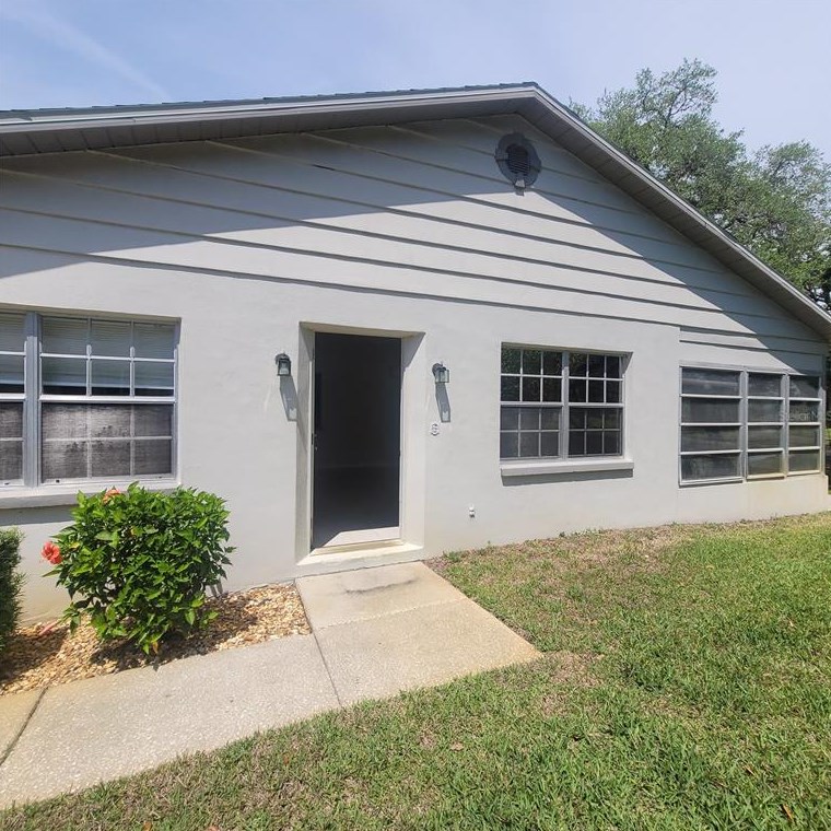 3818 River Oaks Ct, New Port Richey, FL 34655