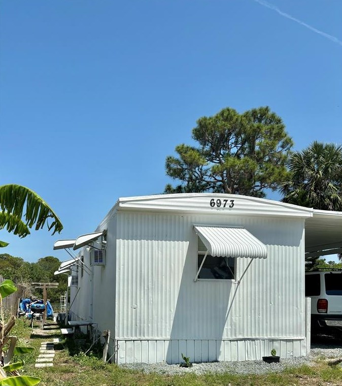 6973 Edgewater Dr, New Port Richey, FL 34652