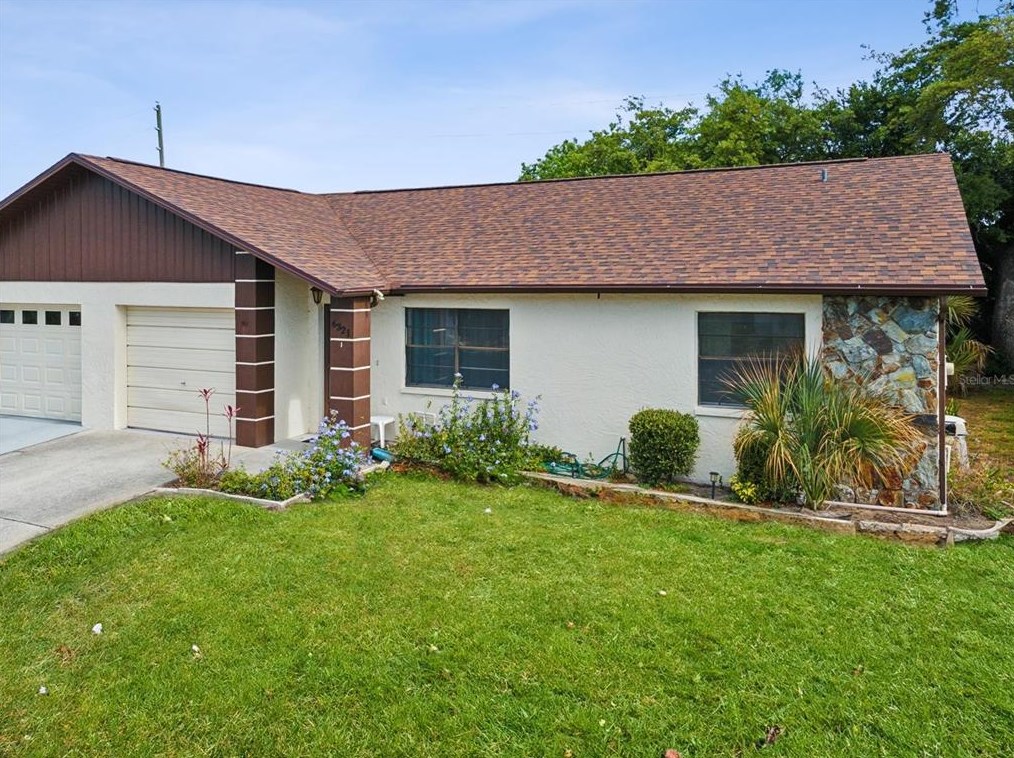 6321 Emerson Dr, New Port Richey, FL 34653-1714