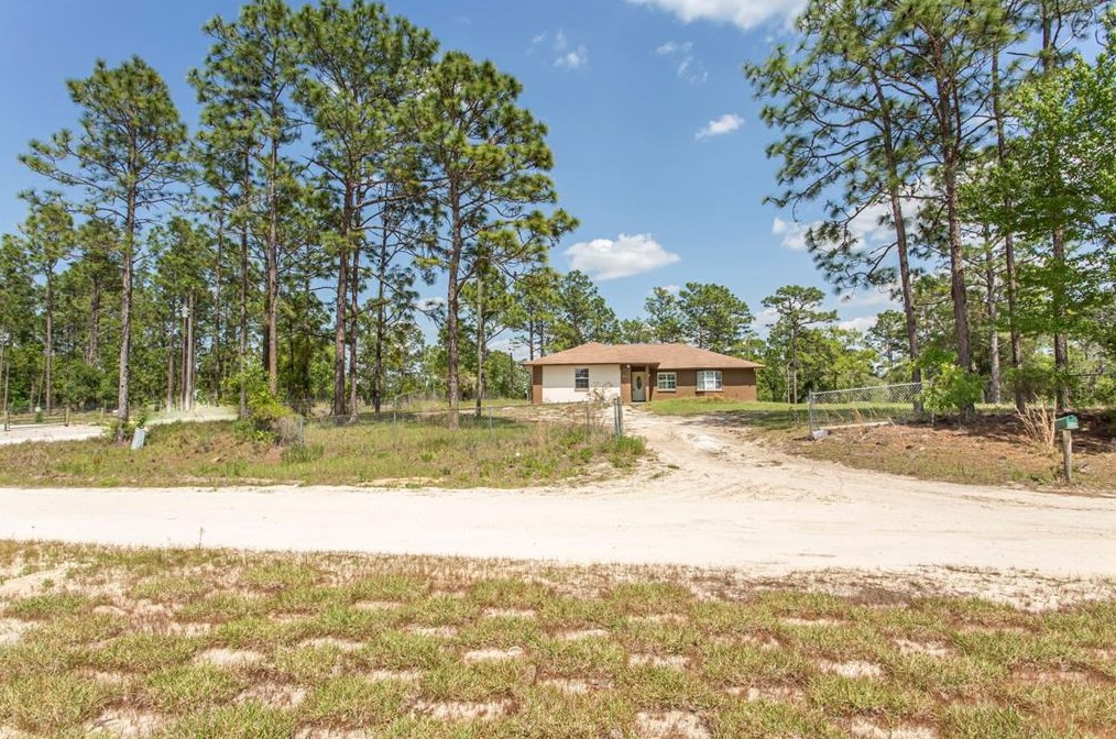 2295 168th Ave, Ocala, FL 34481-8776