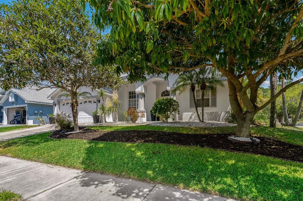 1037 Captains Way, Tarpon Springs, FL 34689-1822