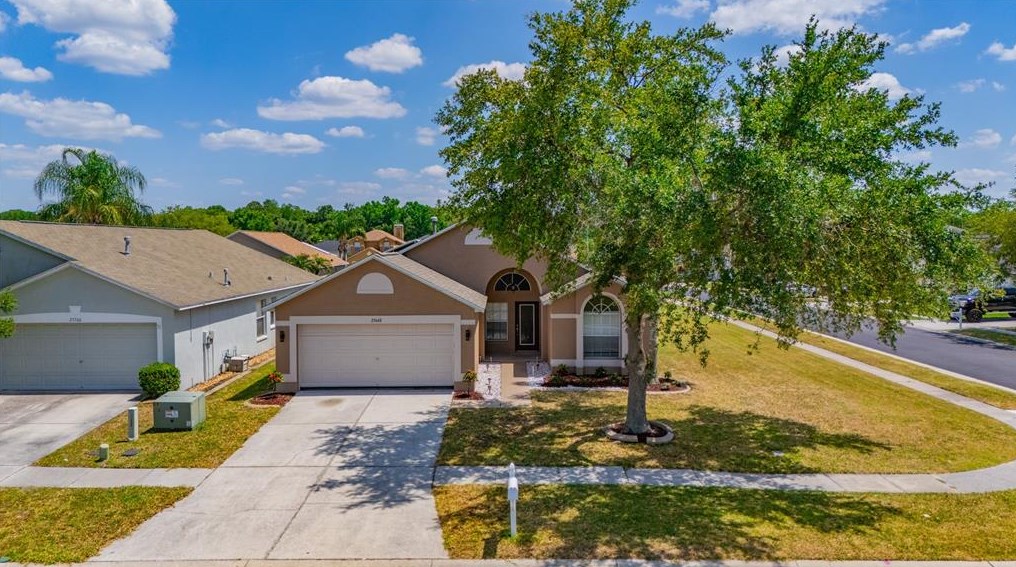 25648 Bruford Blvd, Land O Lakes, FL 34639-5678
