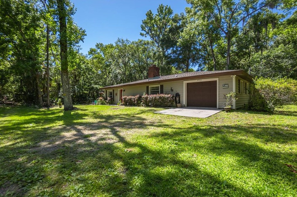 8972 White Dogwood Dr, Homosassa, FL 34448-1702
