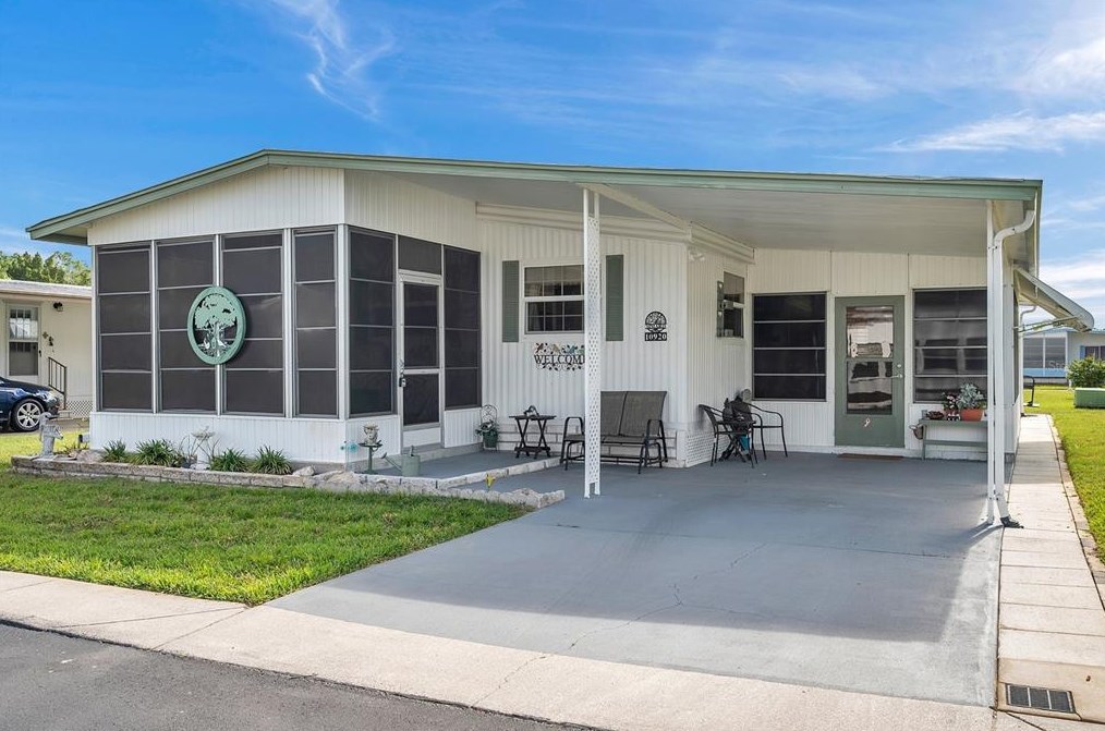 10920 Justice Dr, Port Richey, FL 34668-2125