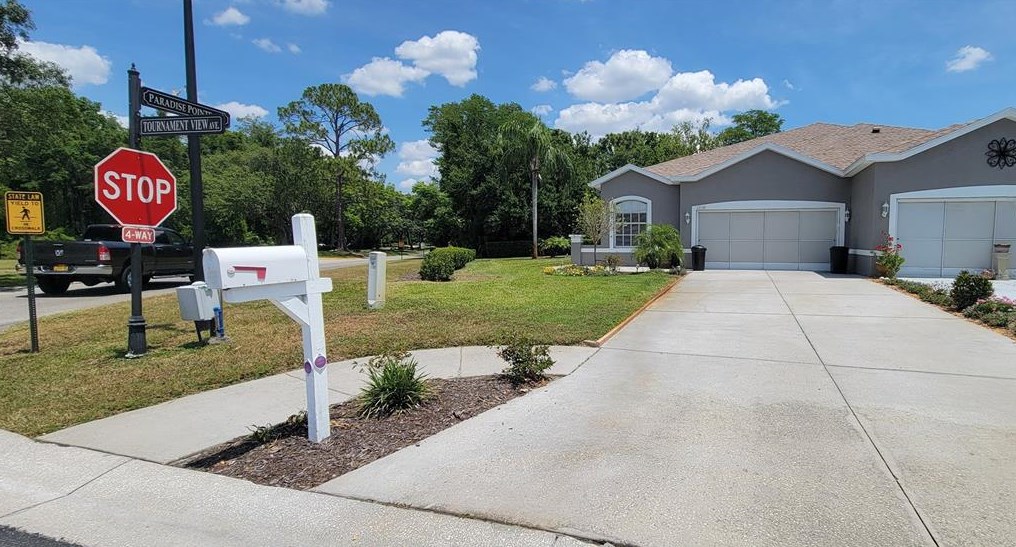 12136 Tournament View Ave, New Port Richey, FL 34654-1741