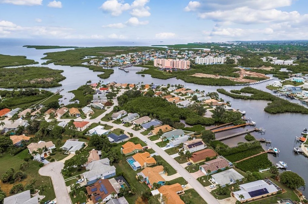 4537 Dewey Dr, New Port Richey FL 34652-3110 exterior