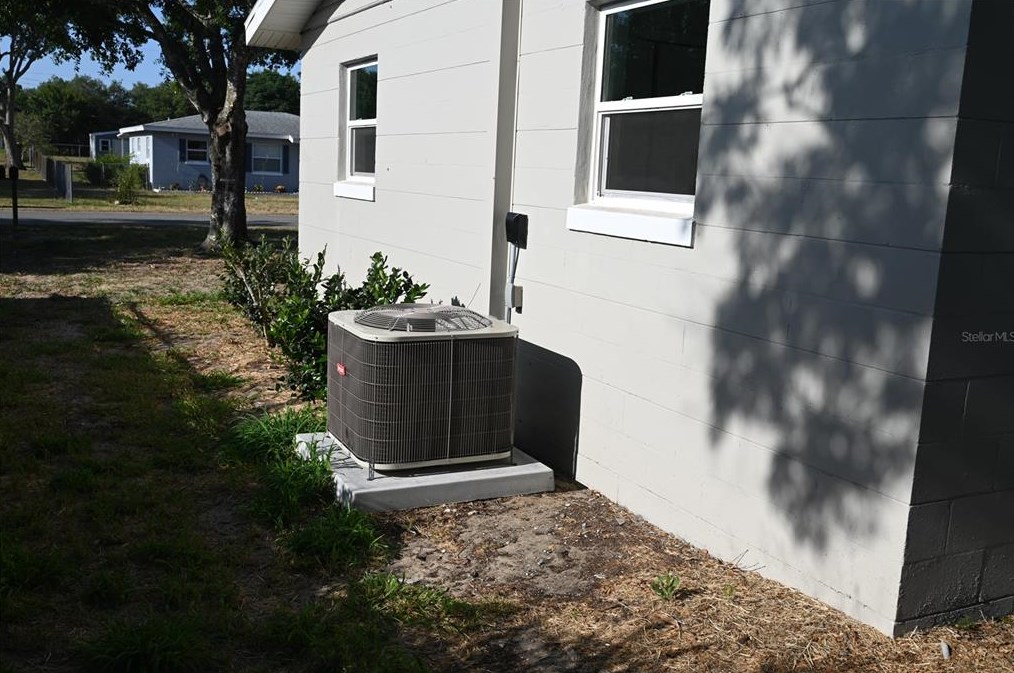 2507 Forest Dr, Lake Wales FL  33898-5110 exterior