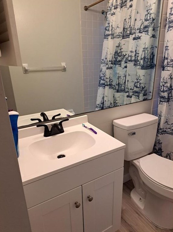 908 Westwinds Blvd, Tarpon Springs, FL 34689