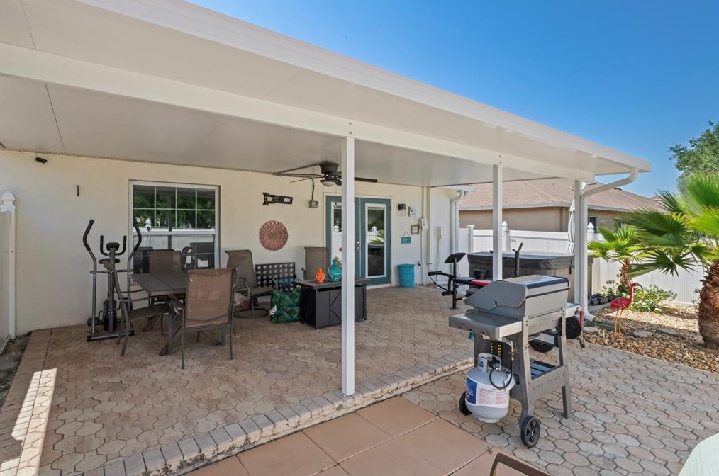 9189 Southern Charm Cir, Brooksville FL  34613-6916 exterior