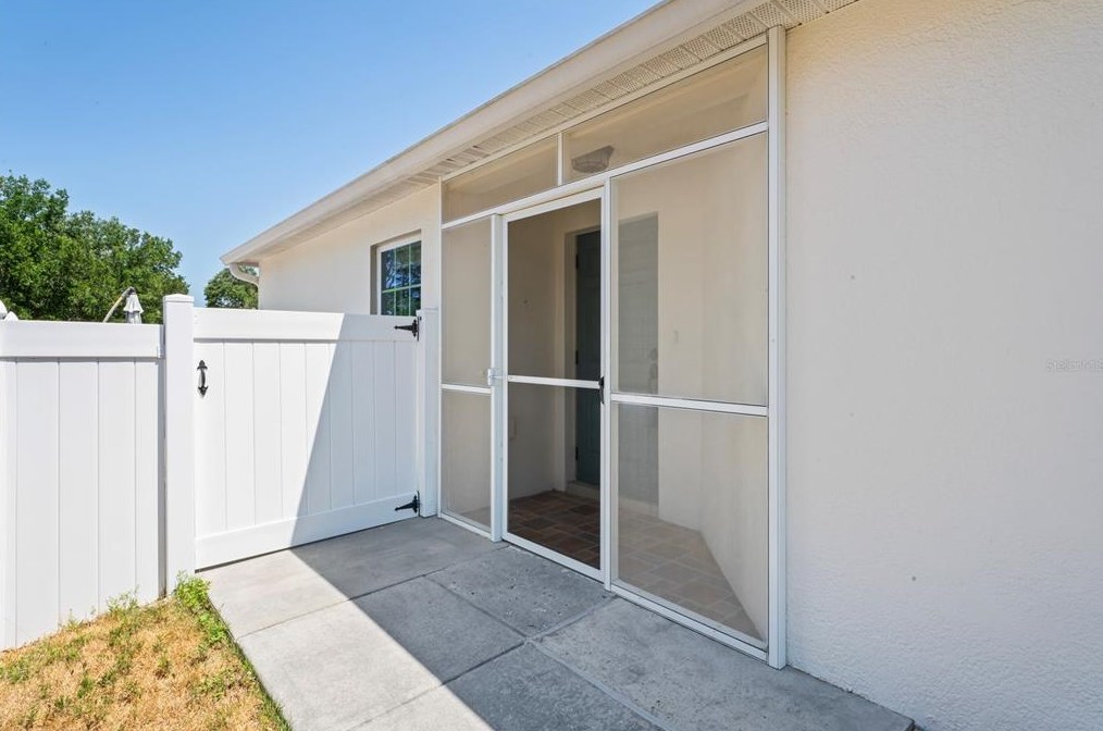 9189 Southern Charm Cir, Brooksville FL  34613-6916 exterior