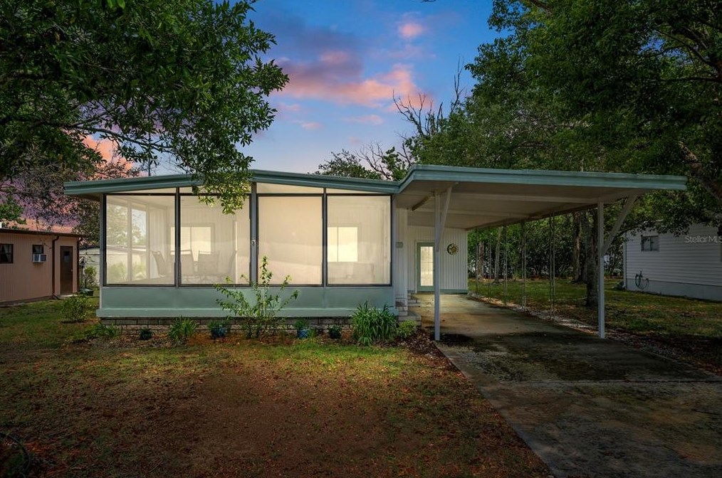 8240 Ridge Dale Ave, Brooksville, FL 34613