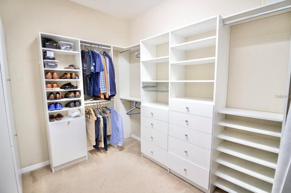 27733 Kirkwood Cir, Zephyrhills FL 33544-8722 exterior