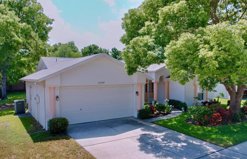 13214 Whaler Dr, Port Richey, FL 34667-6911