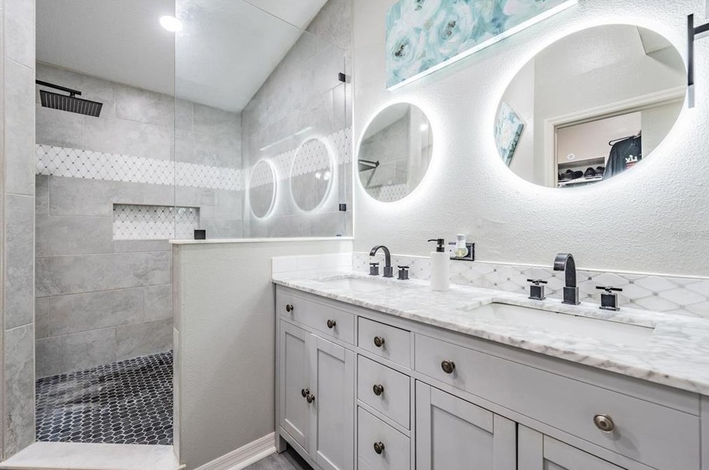 8523 Royal Hart Dr, New Port Richey FL  34653-5051 exterior