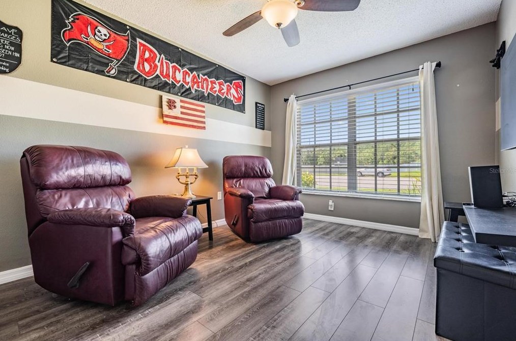 8523 Royal Hart Dr, New Port Richey FL  34653-5051 exterior