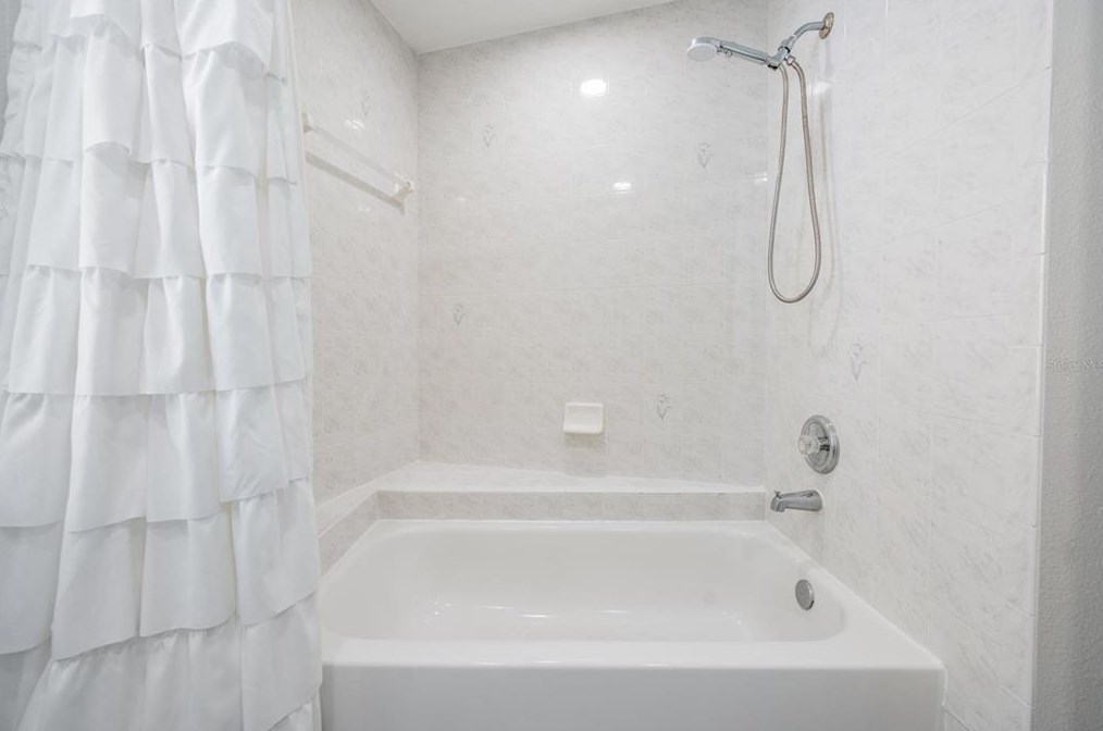 8523 Royal Hart Dr, New Port Richey FL  34653-5051 exterior