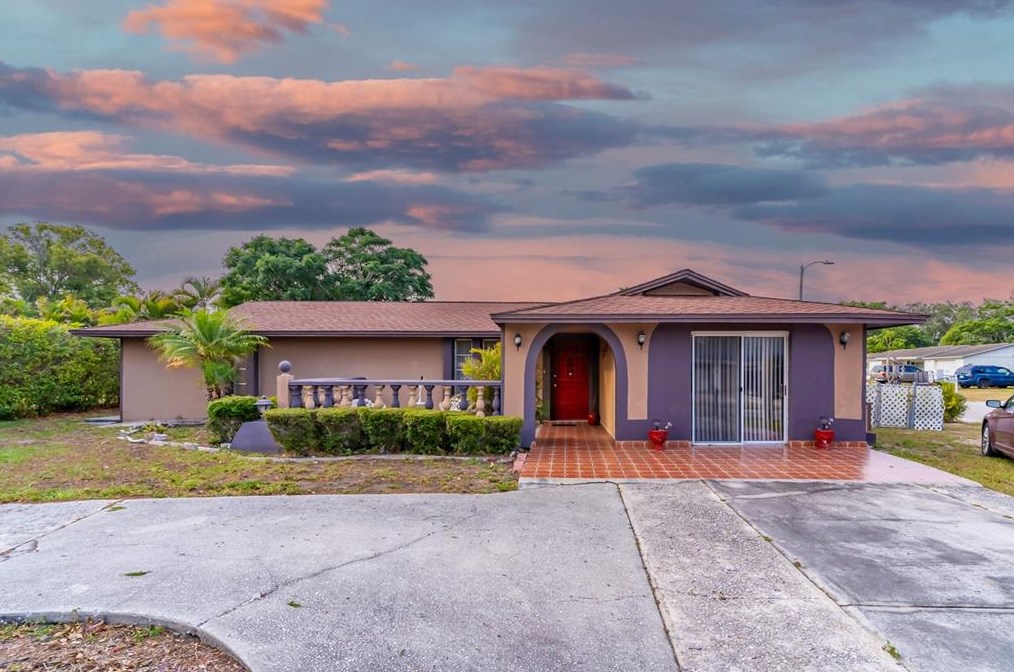 6253 Cecelia Dr, New Port Richey, FL 34653-5141
