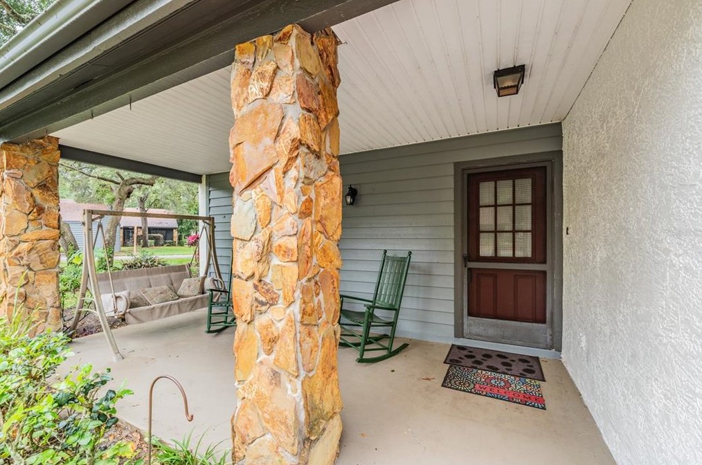 2109 Point O Woods Ct, Brooksville, FL 34606-3734