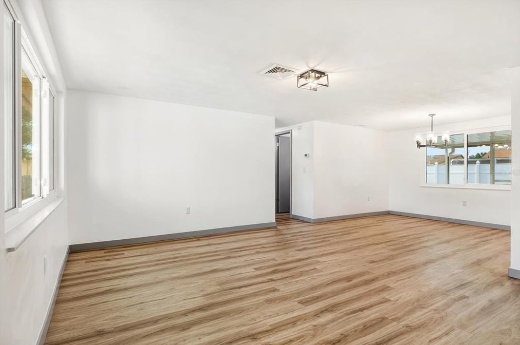 7628 Dale Dr, Port Richey FL  34668-1020 exterior