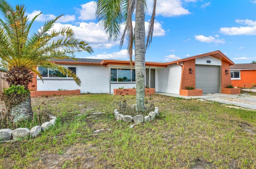 7628 Dale Dr, Port Richey, FL 34668-1020