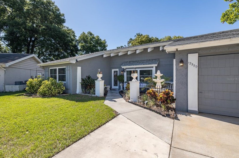 12500 Riv Ml Dr, Port Richey FL  34667-2535 exterior