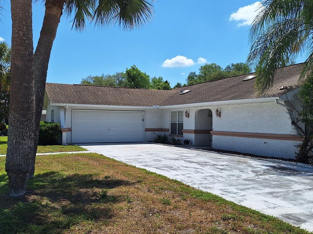 7922 Sylvan Dr, Port Richey, FL 34667-1425