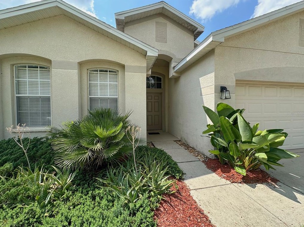 13648 Old Florida Cir, Port Richey, FL 34669