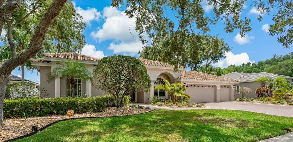 1017 Kings Way Ln, Tarpon Springs, FL 34688-7653
