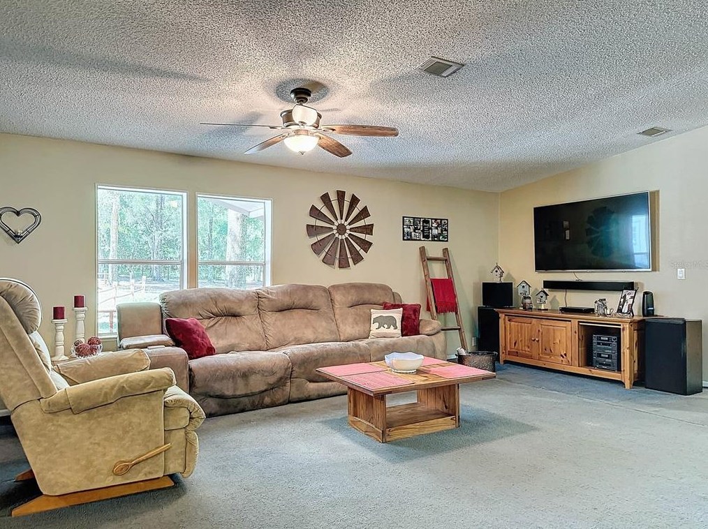 26219 Jamboree Rd, Brooksville FL  34601-5461 exterior