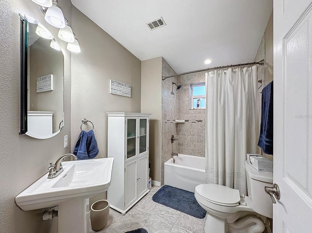 26219 Jamboree Rd, Brooksville FL  34601-5461 exterior
