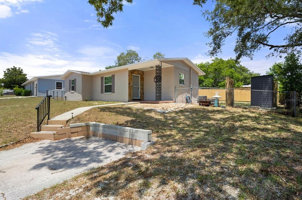 1092 Embassy Ave, Brooksville, FL 34606