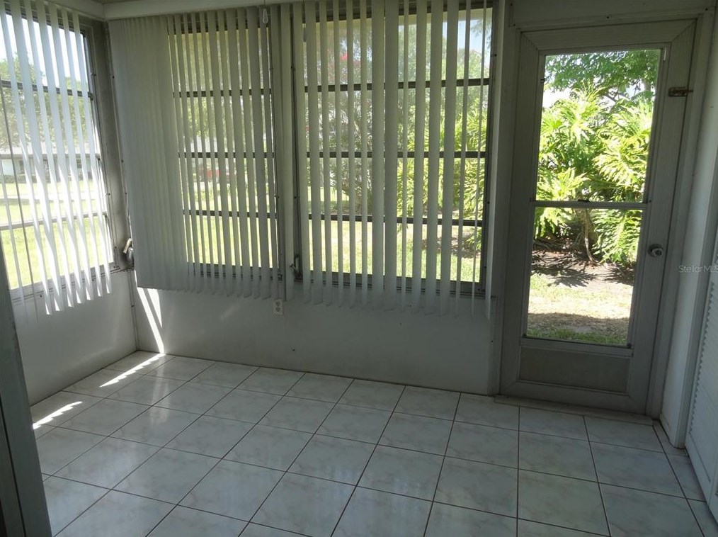 12343 Dearborn Dr, Port Richey FL  34667-2347 exterior