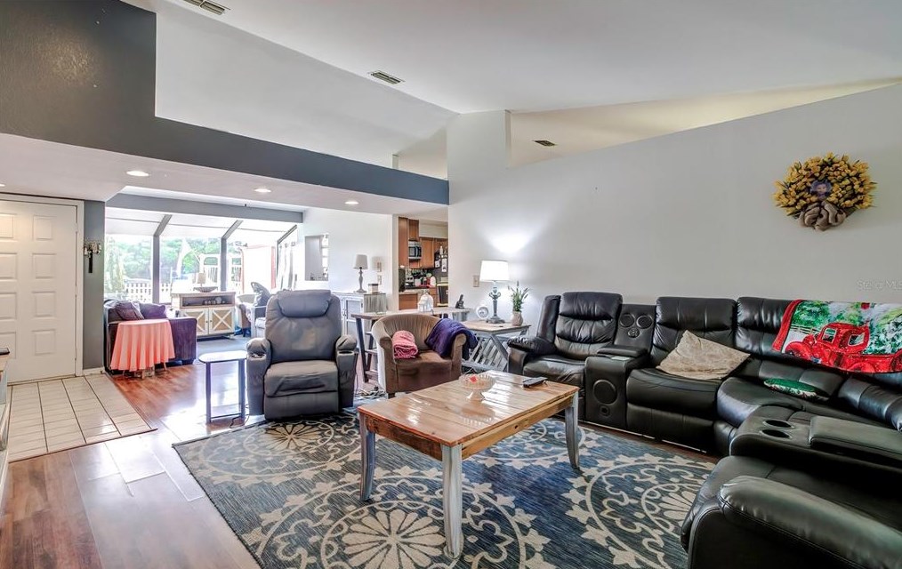 1381 Mariner Blvd, Brooksville, FL 34609