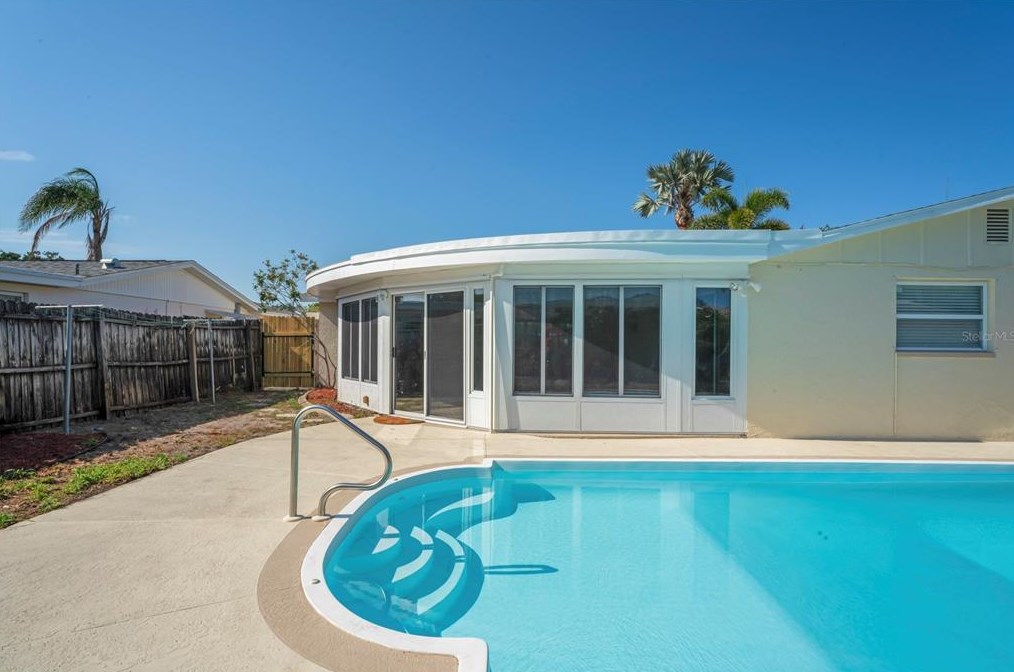 3507 Umber Rd, Tarpon Springs, FL 34691-3356