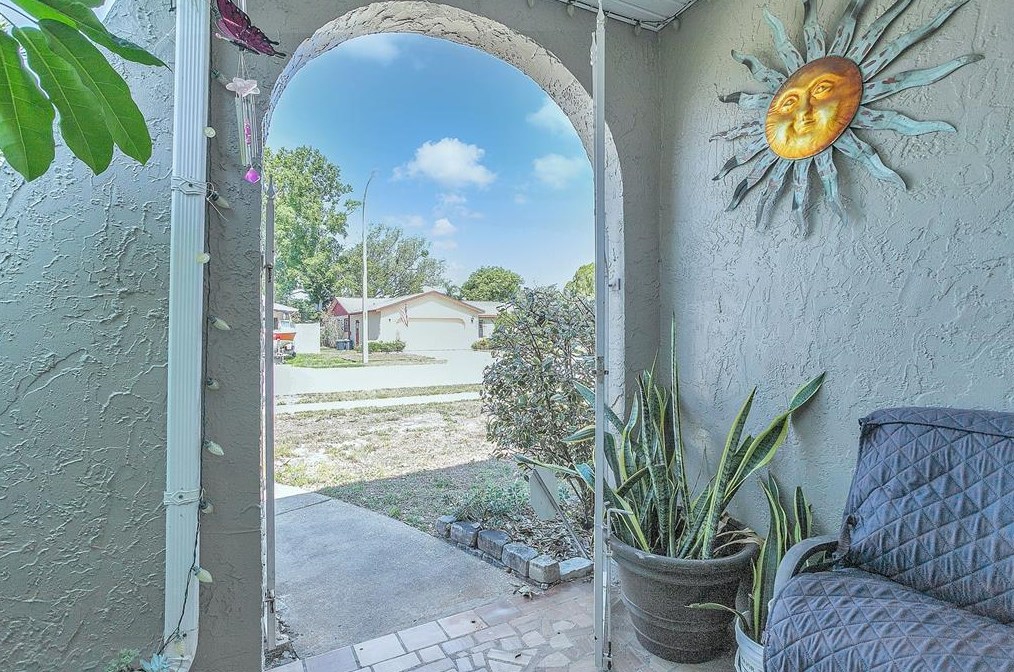 12814 Cedar Rdg Dr, Port Richey FL  34669-2713 exterior