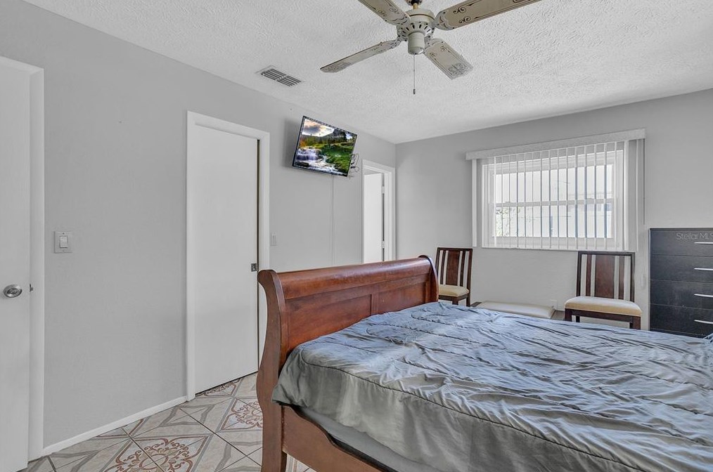 12814 Cedar Rdg Dr, Port Richey FL  34669-2713 exterior