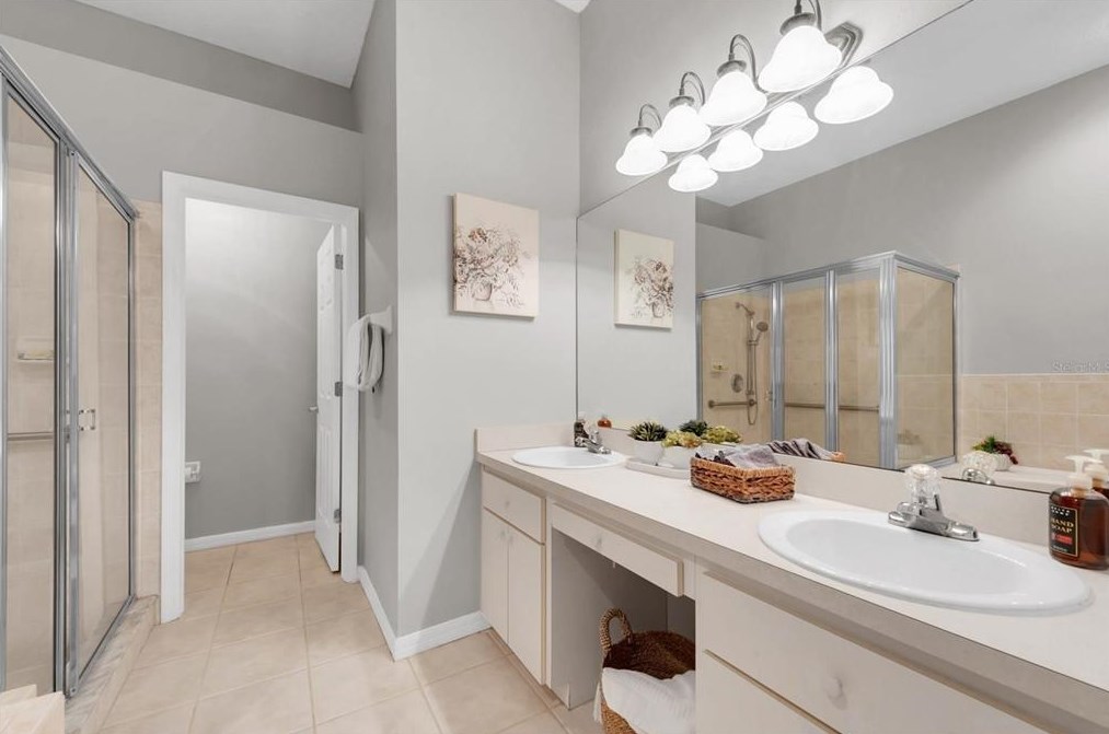 7515 Moorgate Ct, New Port Richey FL  34654-6214 exterior