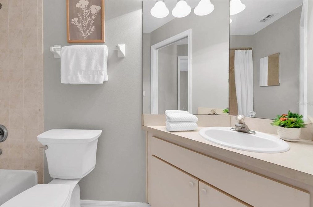 7515 Moorgate Ct, New Port Richey FL  34654-6214 exterior