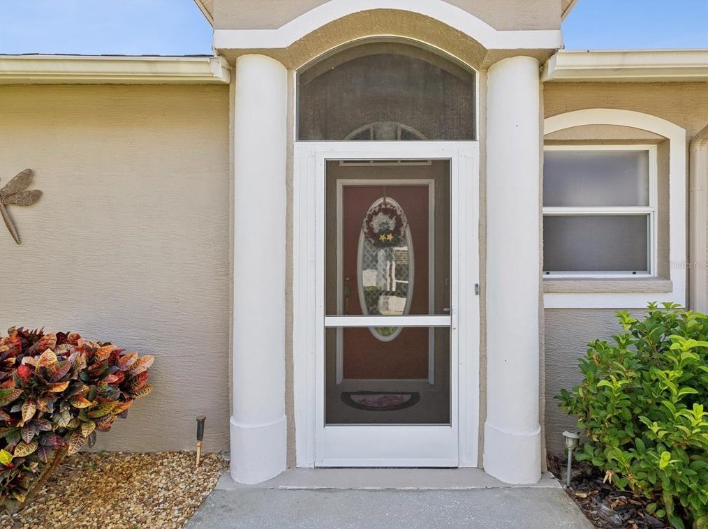 11634 Holly Ann Dr, New Port Richey, FL 34654-1732