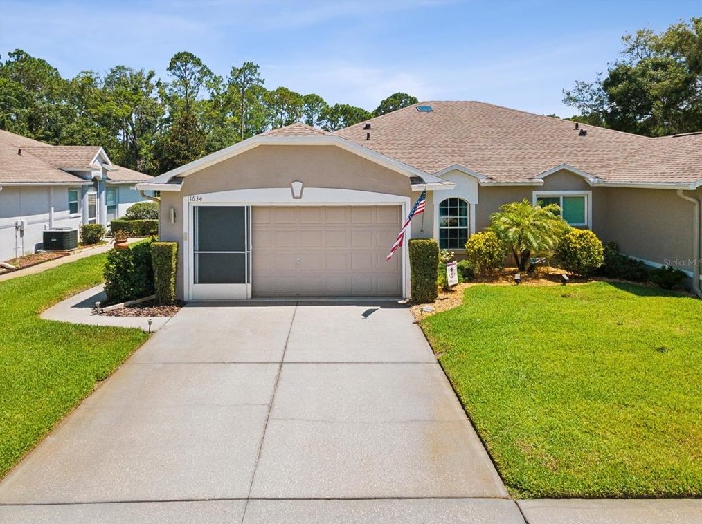11634 Holly Ann Dr, New Port Richey FL 34654-1732 exterior