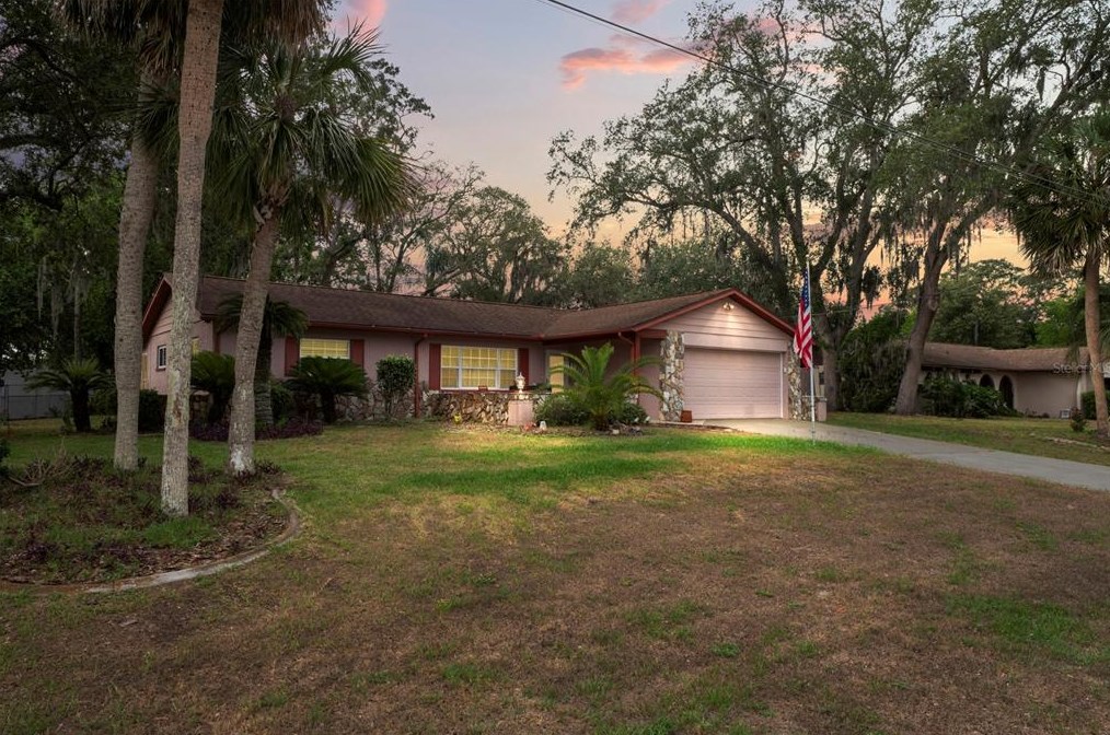 8336 Apple Orchard Rd, Brooksville, FL 34608