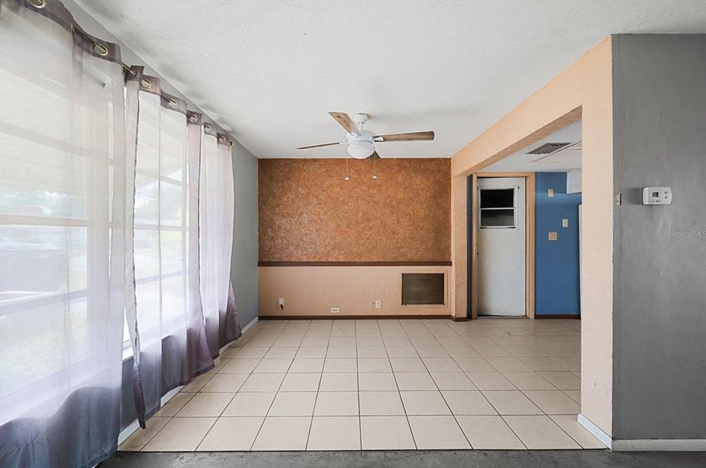 3221 Sanford Dr, Tarpon Springs FL  exterior