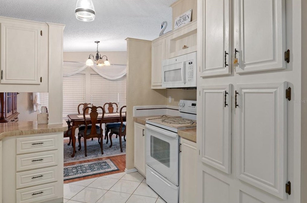 5136 Forest Glenn Dr, Brooksville FL  34607-3922 exterior