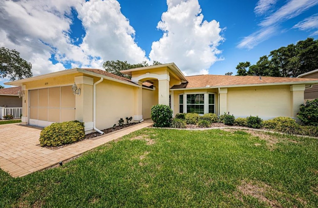 6030 Country Ridge Ln, New Port Richey, FL 34655